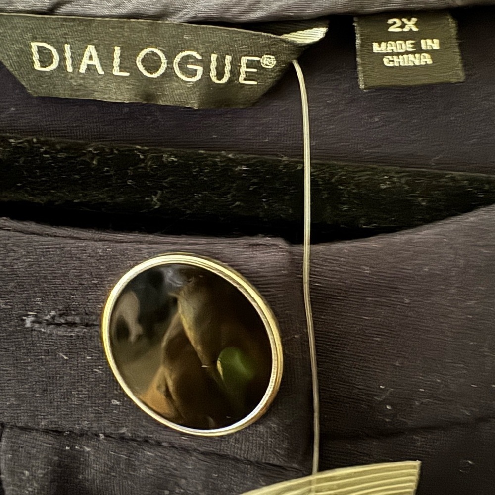 Dialogue Women's Navy Jacket Size 2x-3/4 sleeve with button detail on sleeve - Picture 3 of 5